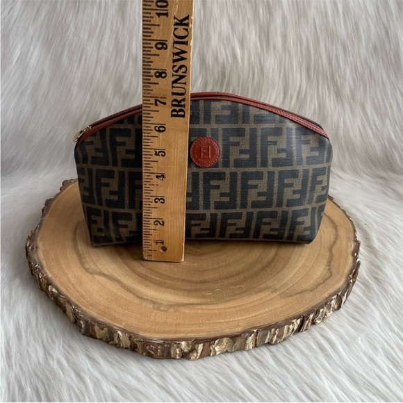 Fendi vintage large cosmetic clutch pouch bag - Picture 11 of 16